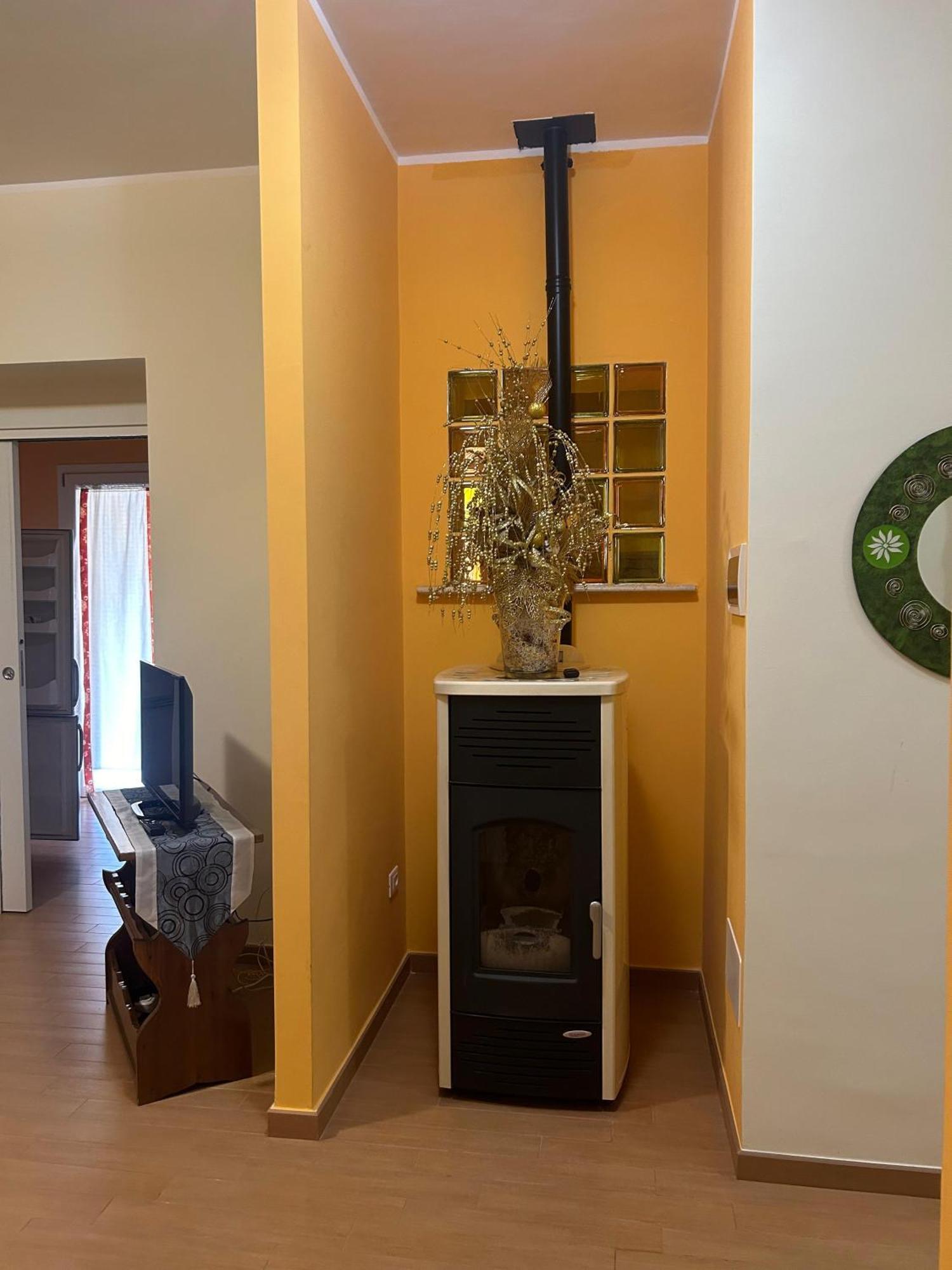 Apartament La Casina Di Karol Ronciglione  Zewnętrze zdjęcie